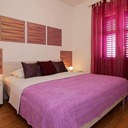 Katica Apartments Bol Kültér fotó
